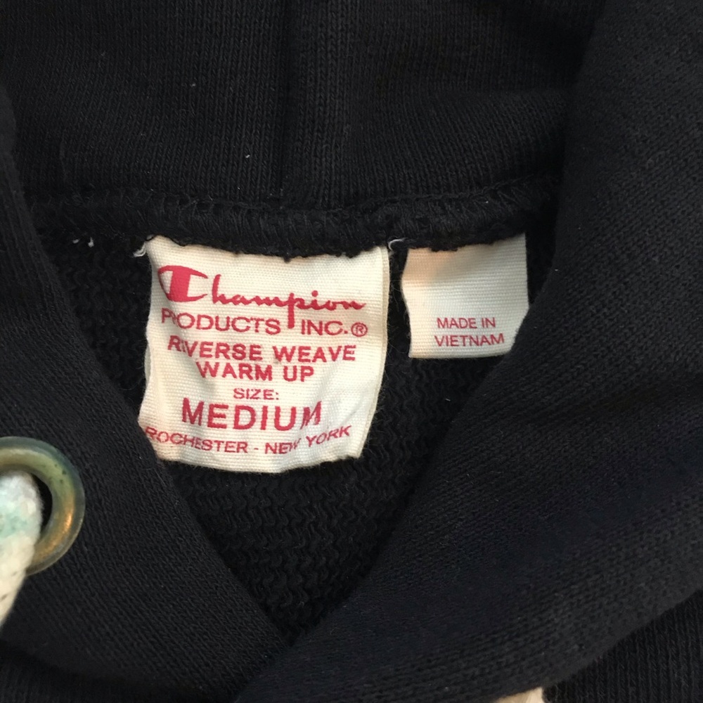 CHAMPION Reverse Weave Sweatshirt - Picture 2 of 6